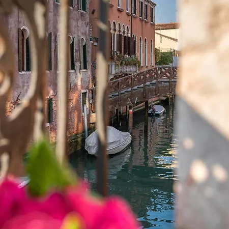 Colombina Home Venice With Canal View Buitenkant foto